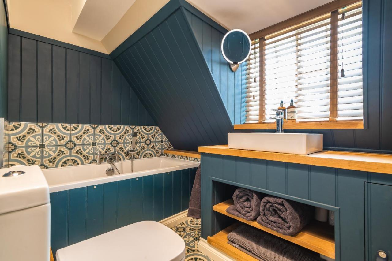فيلا Number 6 Stamford - Boutique Grade II Listed Townhouse المظهر الخارجي الصورة