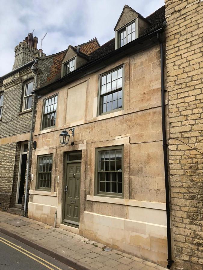 فيلا Number 6 Stamford - Boutique Grade II Listed Townhouse المظهر الخارجي الصورة